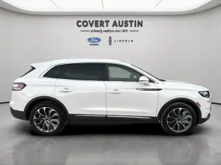 Lincoln Nautilus 2023 Reserve 4dr SUV