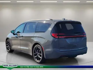 Chrysler Pacifica 2021 Touring 4dr Mini-Van