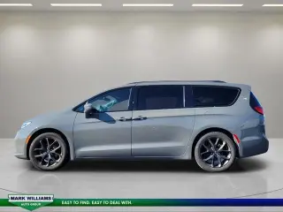 Chrysler Pacifica 2021 Touring 4dr Mini-Van