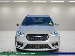 Chrysler Pacifica 2021 Touring 4dr Mini-Van