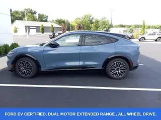Ford Mustang Mach-E 2024 AWD Premium 4dr SUV