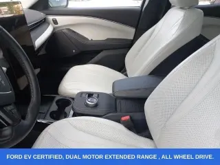 Ford Mustang Mach-E 2024 AWD Premium 4dr SUV