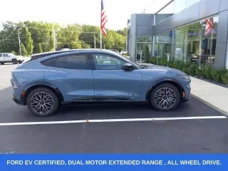Ford Mustang Mach-E 2024 AWD Premium 4dr SUV