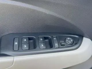 Hyundai VENUE 2023 SEL 4dr Crossover
