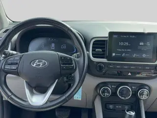 Hyundai VENUE 2023 SEL 4dr Crossover