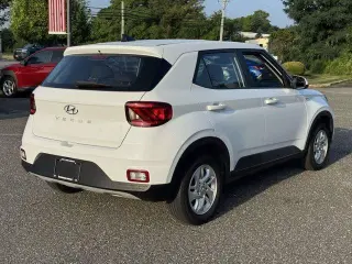 Hyundai VENUE 2022 SE 4dr Crossover