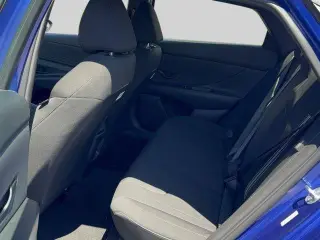 Hyundai ELANTRA 2025 SEL Sport 4dr Sedán