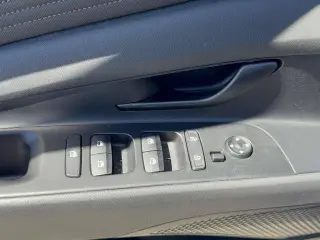 Hyundai ELANTRA 2025 SEL Sport 4dr Sedán