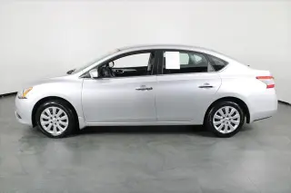 Nissan Sentra 2015 S Sedán 4 puertas 6M