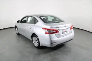 Nissan Sentra 2015 S Sedán 4 puertas 6M