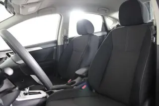Nissan Sentra 2015 S Sedán 4 puertas 6M