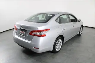 Nissan Sentra 2015 S Sedán 4 puertas 6M
