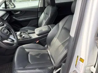 Audi Q7 2019 AWD quattro Prestige 55 TFSI 4dr SUV