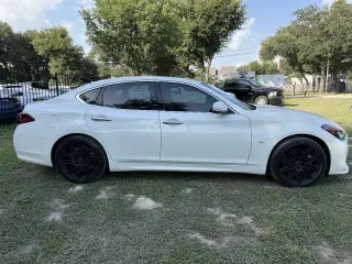 2019 INFINITI Q70
