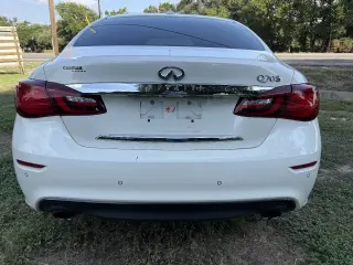 2019 INFINITI Q70