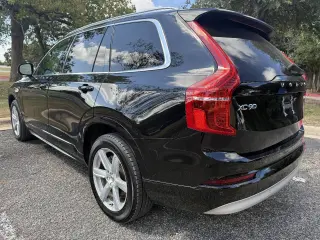 2022 Volvo XC90