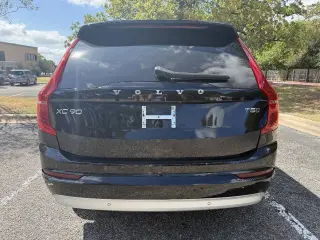 2022 Volvo XC90