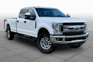 Ford F-250 Super Duty 2019 4x4 XLT 4dr Crew Cab 8 ft. LB Pickup