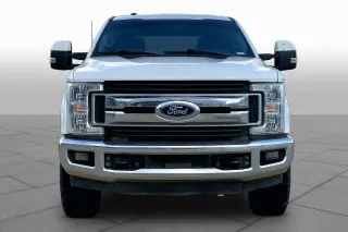 Ford F-250 Super Duty 2019 4x4 XLT 4dr Crew Cab 8 ft. LB Pickup