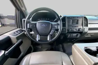 Ford F-250 Super Duty 2019 4x4 XLT 4dr Crew Cab 8 ft. LB Pickup