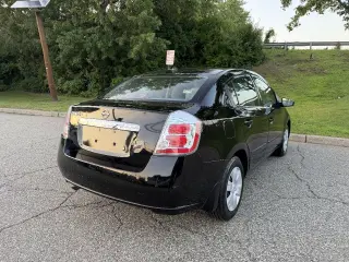 Nissan Sentra 2010