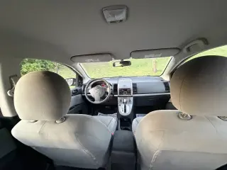 Nissan Sentra 2010