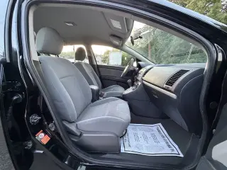 Nissan Sentra 2010