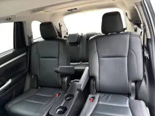 Toyota Highlander 2019