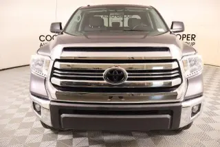 Toyota Tundra 2016 4x2 SR5 4dr Double Cab Pickup SB (4.6L V8)