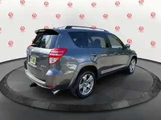 Toyota RAV4 2012