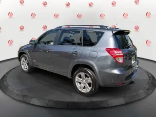 Toyota RAV4 2012
