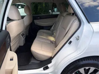 Subaru Outback 2015