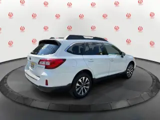 Subaru Outback 2015