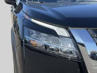 Nissan Pathfinder 2023 AWD SL 4dr SUV
