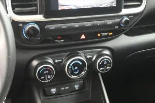Hyundai VENUE 2023 SEL 4dr Crossover
