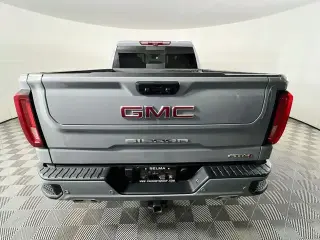 GMC Sierra 1500 2024 4x4 AT4 4dr Crew Cab 6.6 ft. SB