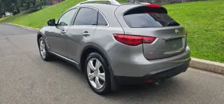 Infiniti FX35 2011