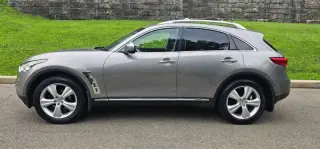 Infiniti FX35 2011
