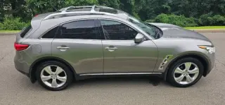 Infiniti FX35 2011