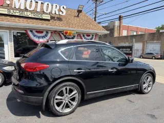 Infiniti EX35 2011