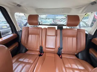 Land Rover Range Rover Sport 2011