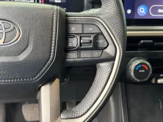 Toyota Tacoma 2024 4x4 SR5 4dr Double Cab 5.0 ft SB