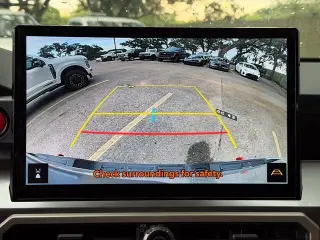 Toyota Tacoma 2024 4x4 SR5 4dr Double Cab 5.0 ft SB