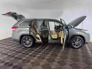 Toyota Highlander 2018