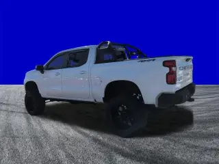 Chevrolet Silverado 1500 2020 4x4 LT 4 puertas Crew Cab 5.8 FT SB