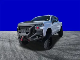 Chevrolet Silverado 1500 2020 4x4 LT 4 puertas Crew Cab 5.8 FT SB