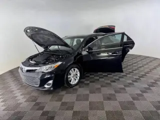 Toyota Avalon 2015