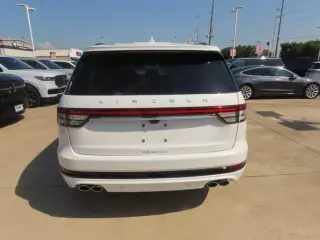 Lincoln Aviator 2023 Reserve 4dr SUV