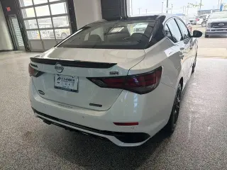 Nissan Sentra 2025 SR 4dr Sedán