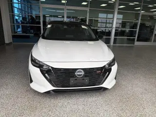 Nissan Sentra 2025 SR 4dr Sedán